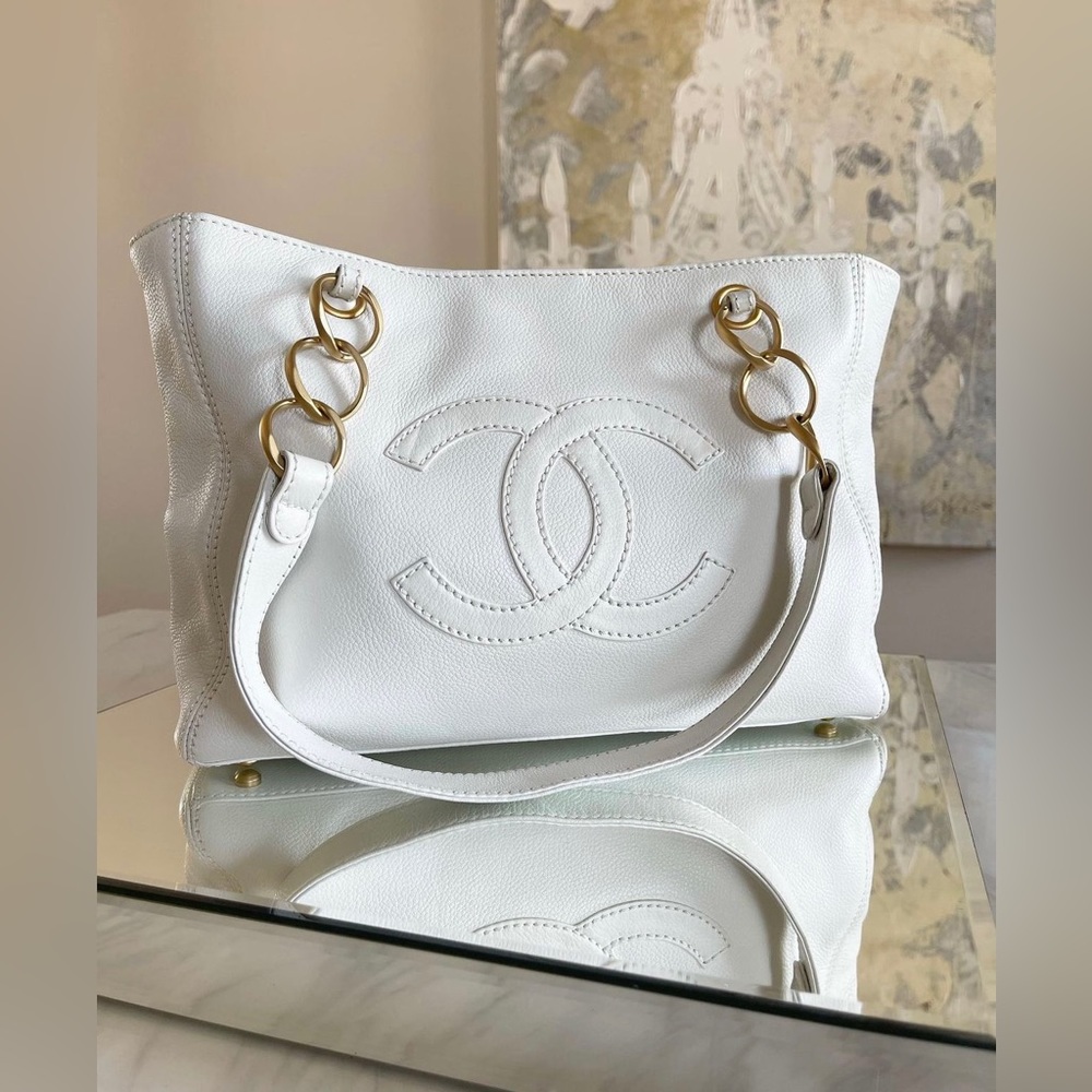 Chanel White Leather ‘CC’ Tote